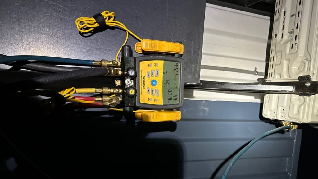 What is an AC gauge set and why lifespan matters